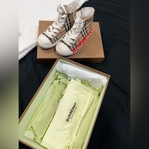 Girl Burberry Shoes
